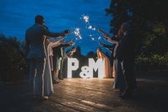 Novomanzele-se-sviticimi-pismeny