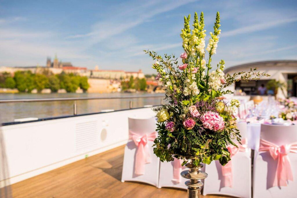 svatba na lodi v Praze